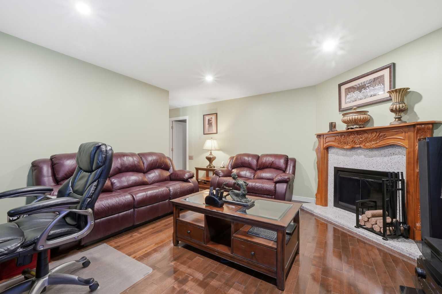 4728 Rundlehorn Drive NE