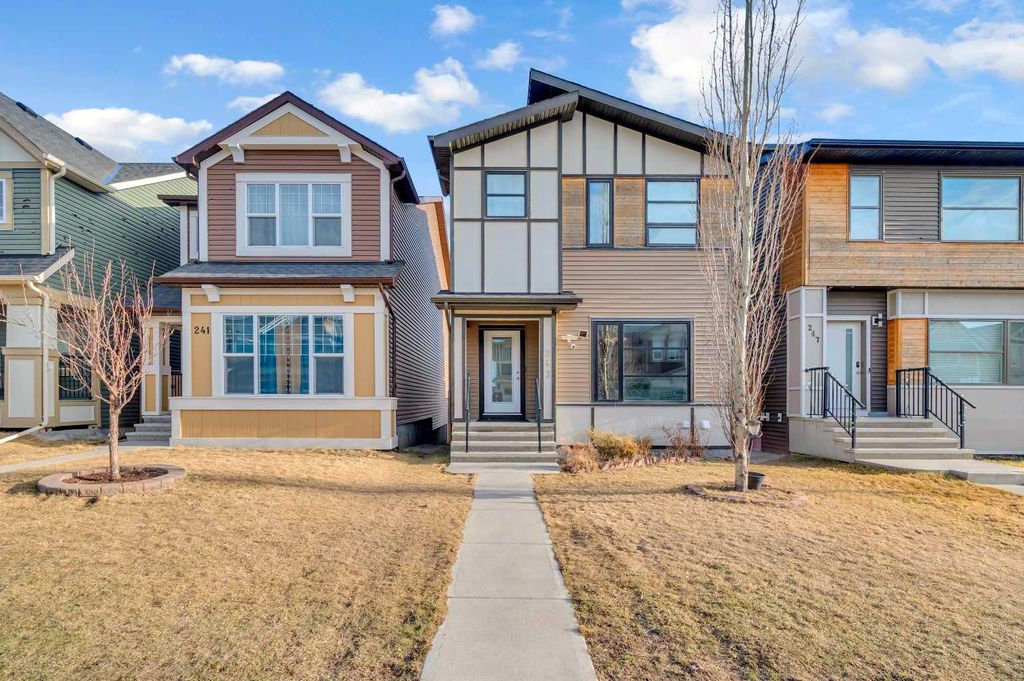 Photo of 243 Evansborough Way NW, Calgary, AB T3P 0N9 (MLS # A2293515)