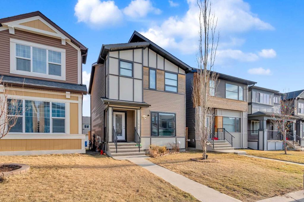 Photo of 243 Evansborough Way NW, Calgary, AB T3P 0N9 (MLS # A2293515)