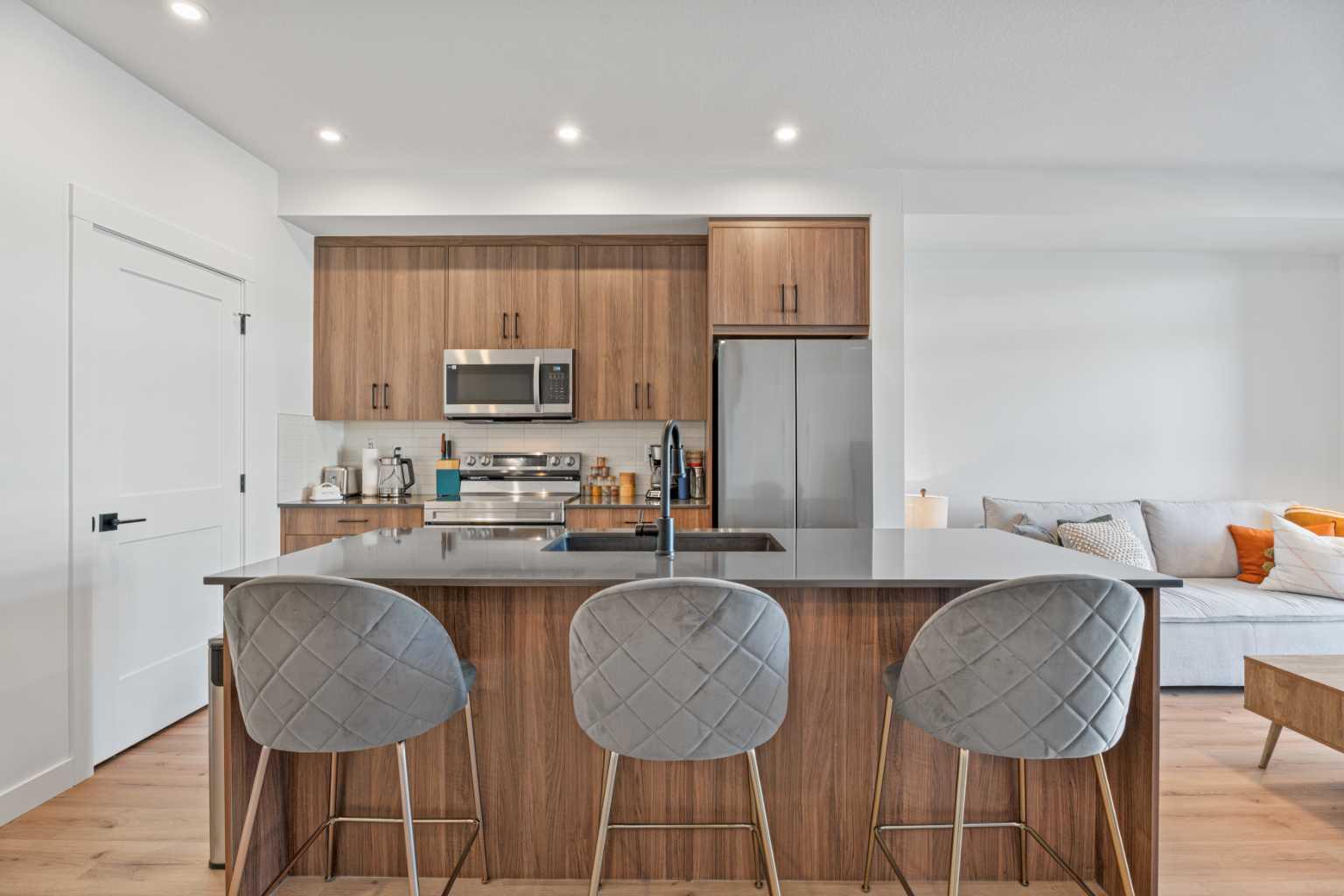 70 Sage Hill Walk NW 215