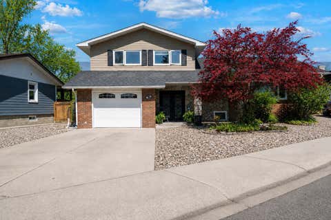 Photo of 88 Cypress Way SE, Medicine Hat, AB T1B 1G8 (MLS # A2333931)