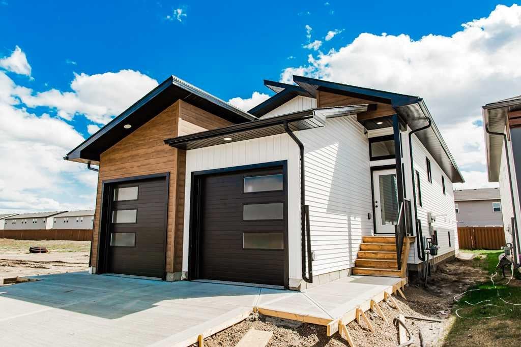 Photo of 9525 114 Avenue, Clairmont, AB T8X 0W7 (MLS # A2343566)