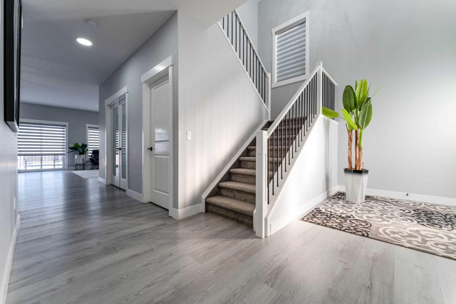 1120 Iron Landing Way