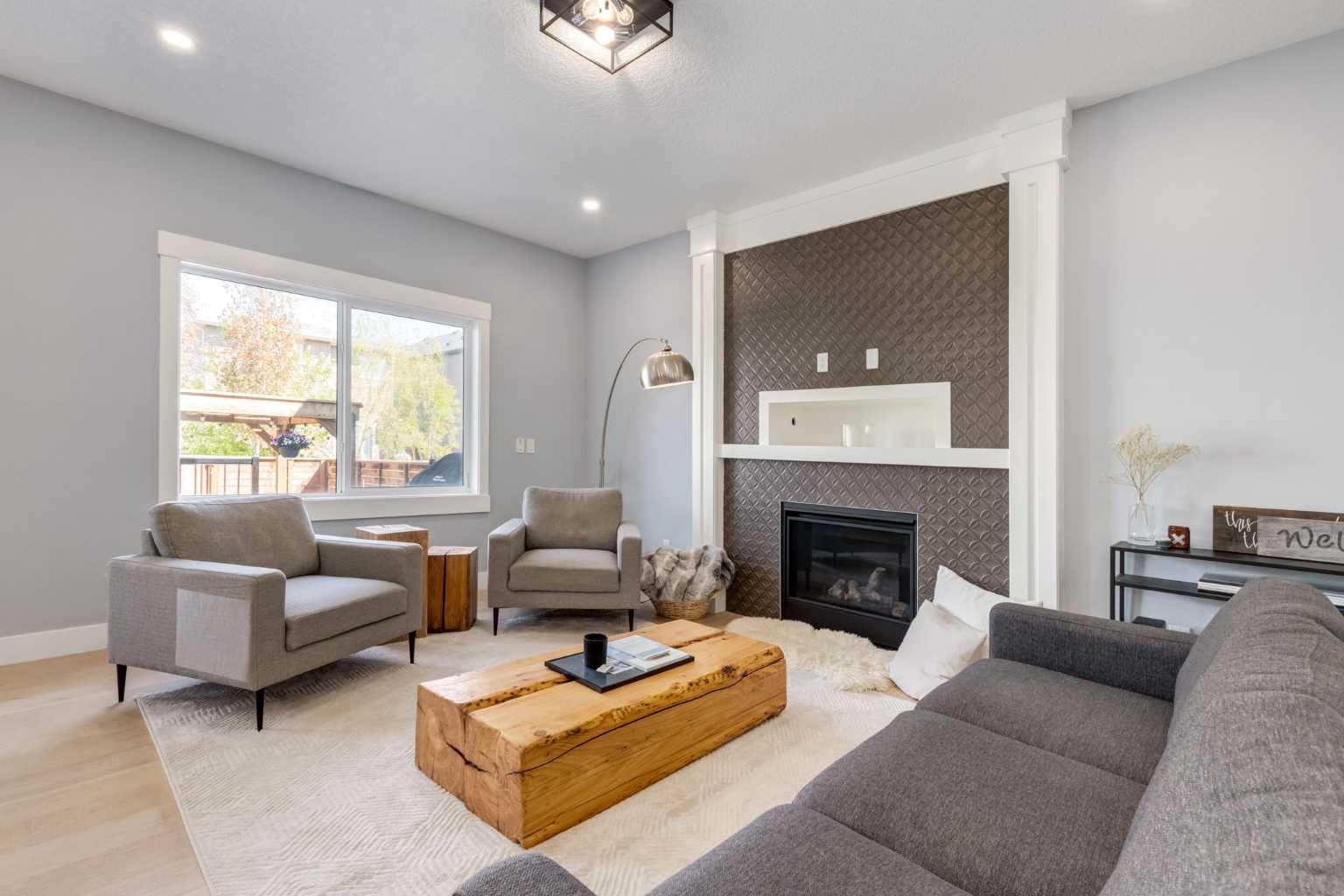 51 Walcrest View SE