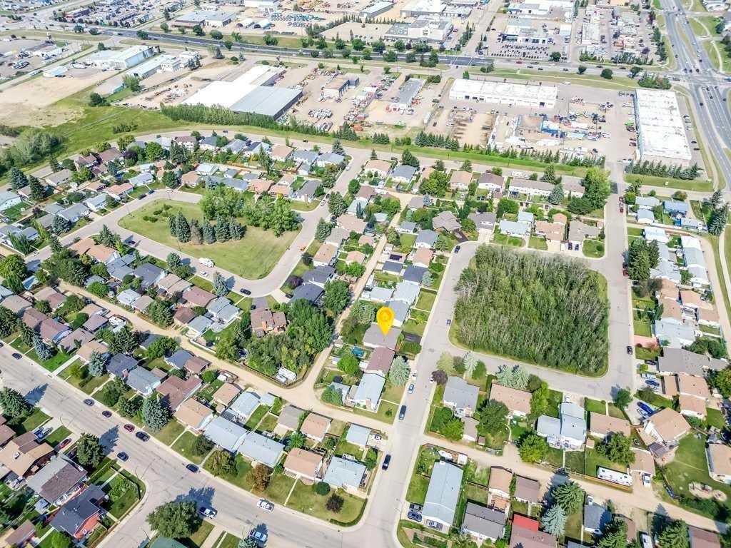 Photo of 18 Odell Green, Red Deer, AB T4N 1H7 (MLS # A2341132)