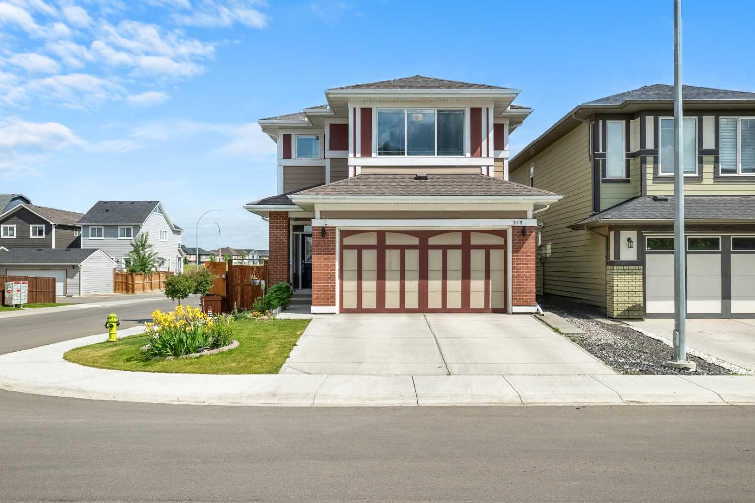 212 Magnolia Heath SE
