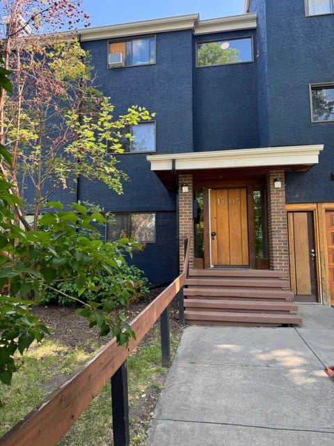 Photo of 1605 16 Avenue SW #207, Calgary, AB T3C 1A2 (MLS # A2347844)