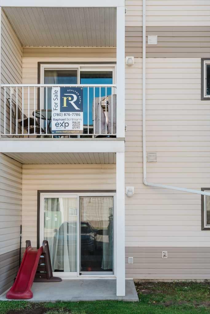 12015 Royal Oaks Drive 202