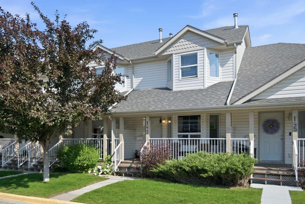 Photo of 33 Donlevy Avenue #147, Red Deer, AB T4R 3B6 (MLS # A2328392)