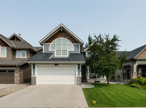 Photo of 118 Auburn Sound View SE, Calgary, AB T3M 0E1 (MLS # A2332036)