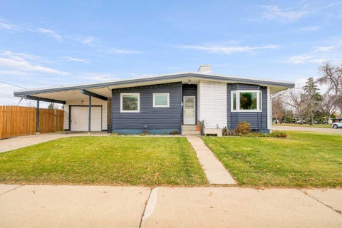 Photo of 1301 3 Avenue NE, Medicine Hat, AB T1A 6B1 (MLS # A2355794)