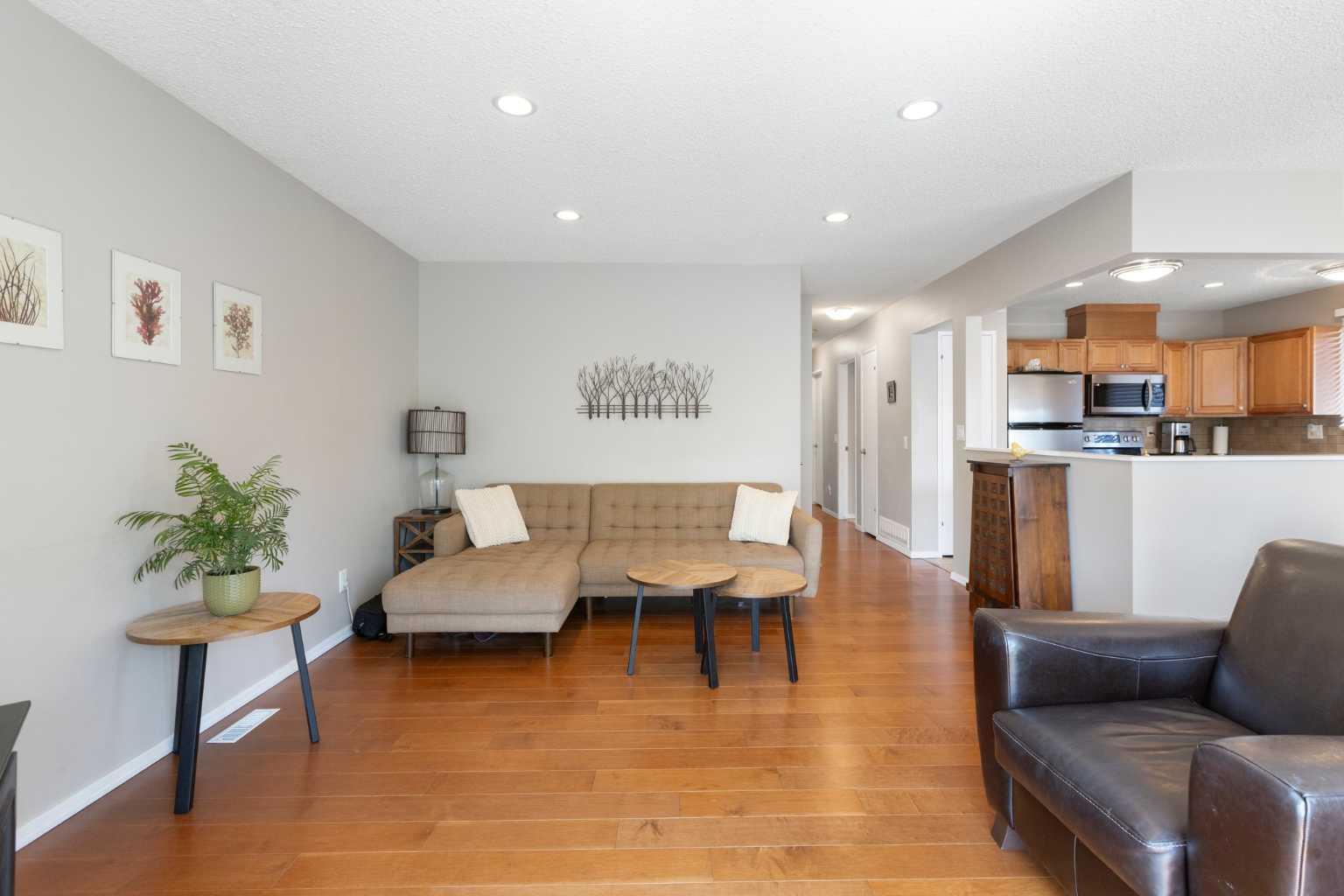 224 Sandstone Place NW