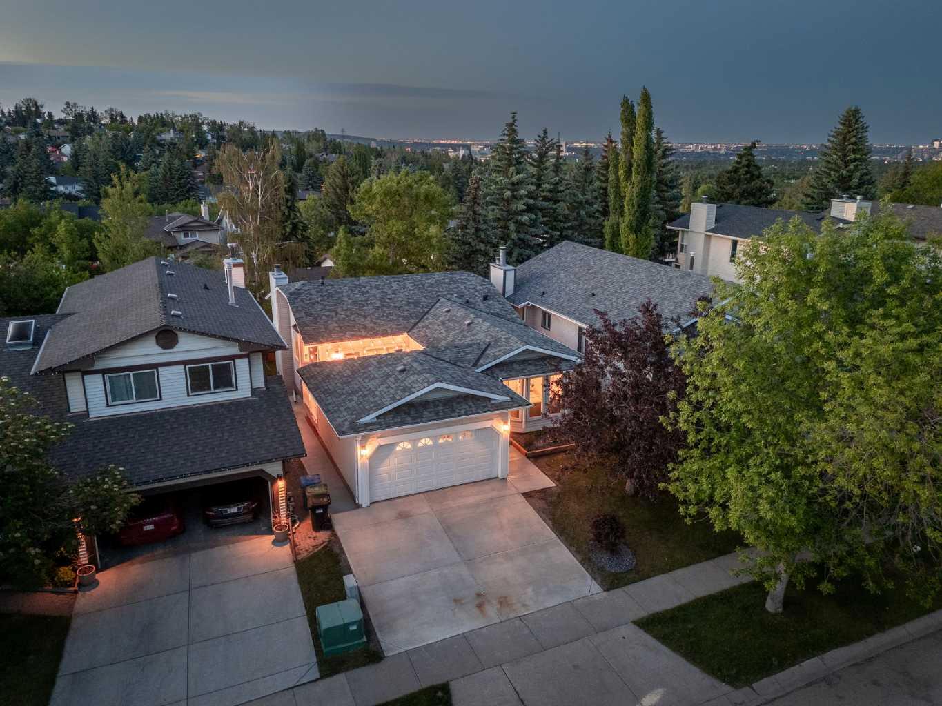 60 Strathcona Road SW