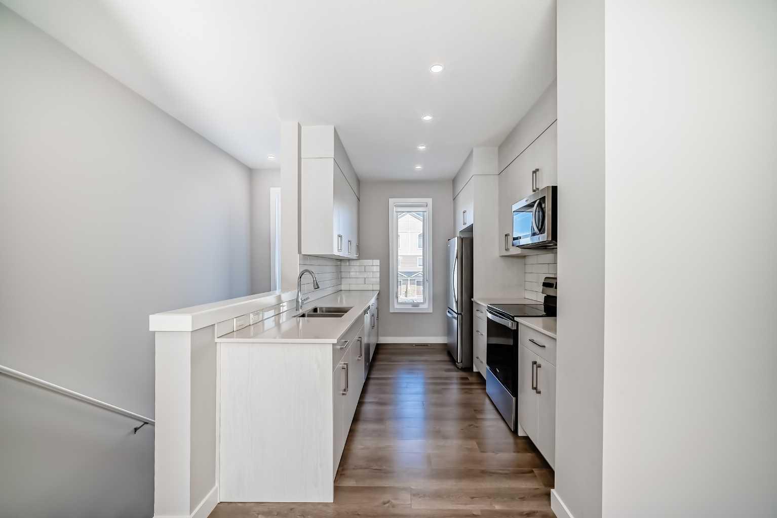 57 Skyview Ranch Avenue NE