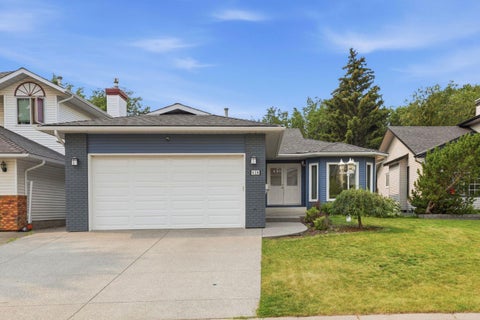 Photo of 420 Douglasbank Court SE, Calgary, AB T2Z 1X1 (MLS # A2331898)