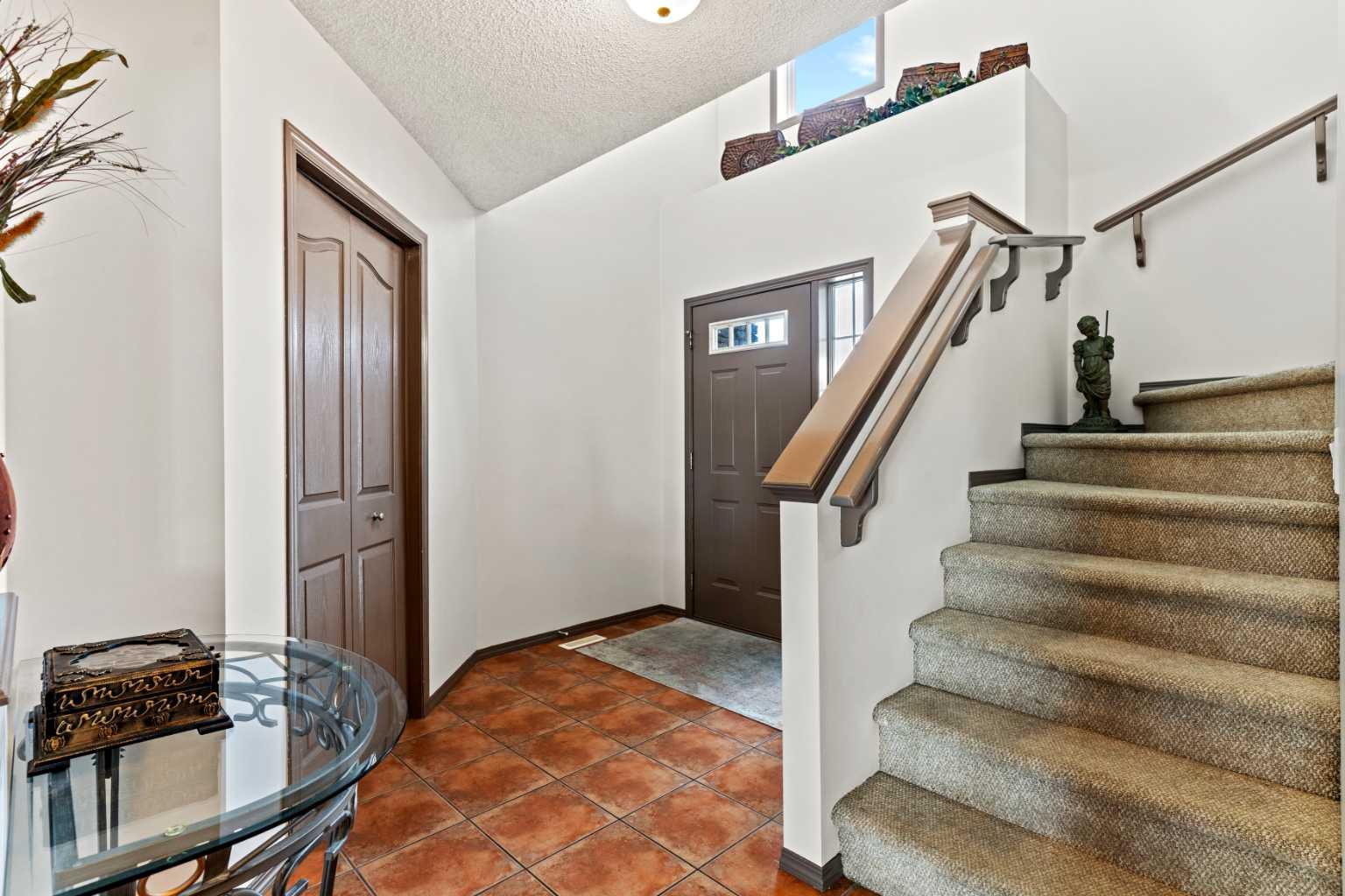 90 New Brighton Manor SE