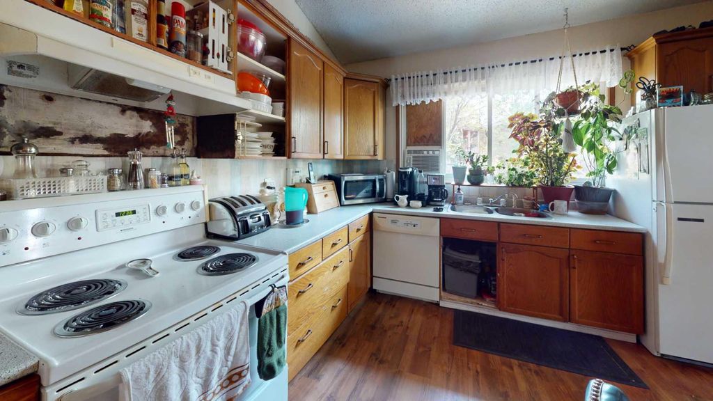 Photo of 94 Avenue Avenue #10202, Lac La Biche, AB T0A 2C0 (MLS # A2287696)