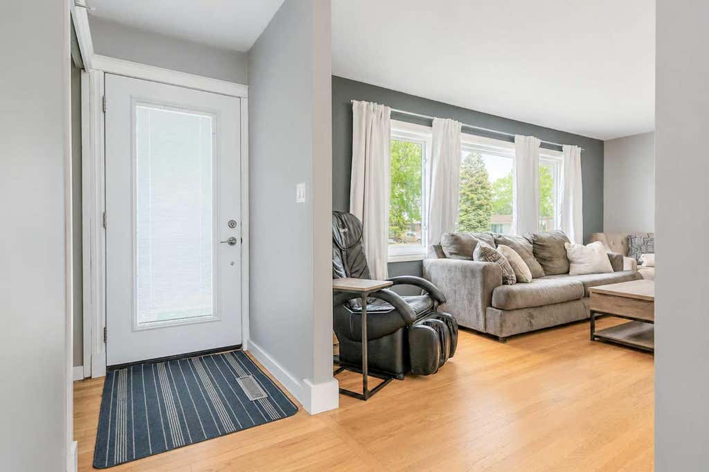 Photo of 11 Blazier Park Street E, Brooks, AB T1R 0K6 (MLS # A2319179)