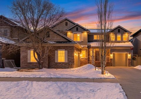 729 Canoe Avenue SW Airdrie AB T4B 3K5