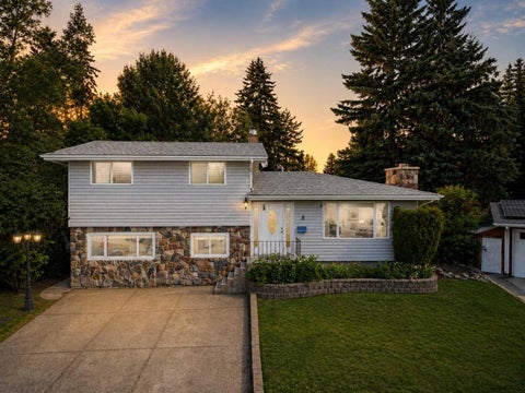 Photo of 8 Sydney Close, Red Deer, AB T4N 0E1 (MLS # A2334098)