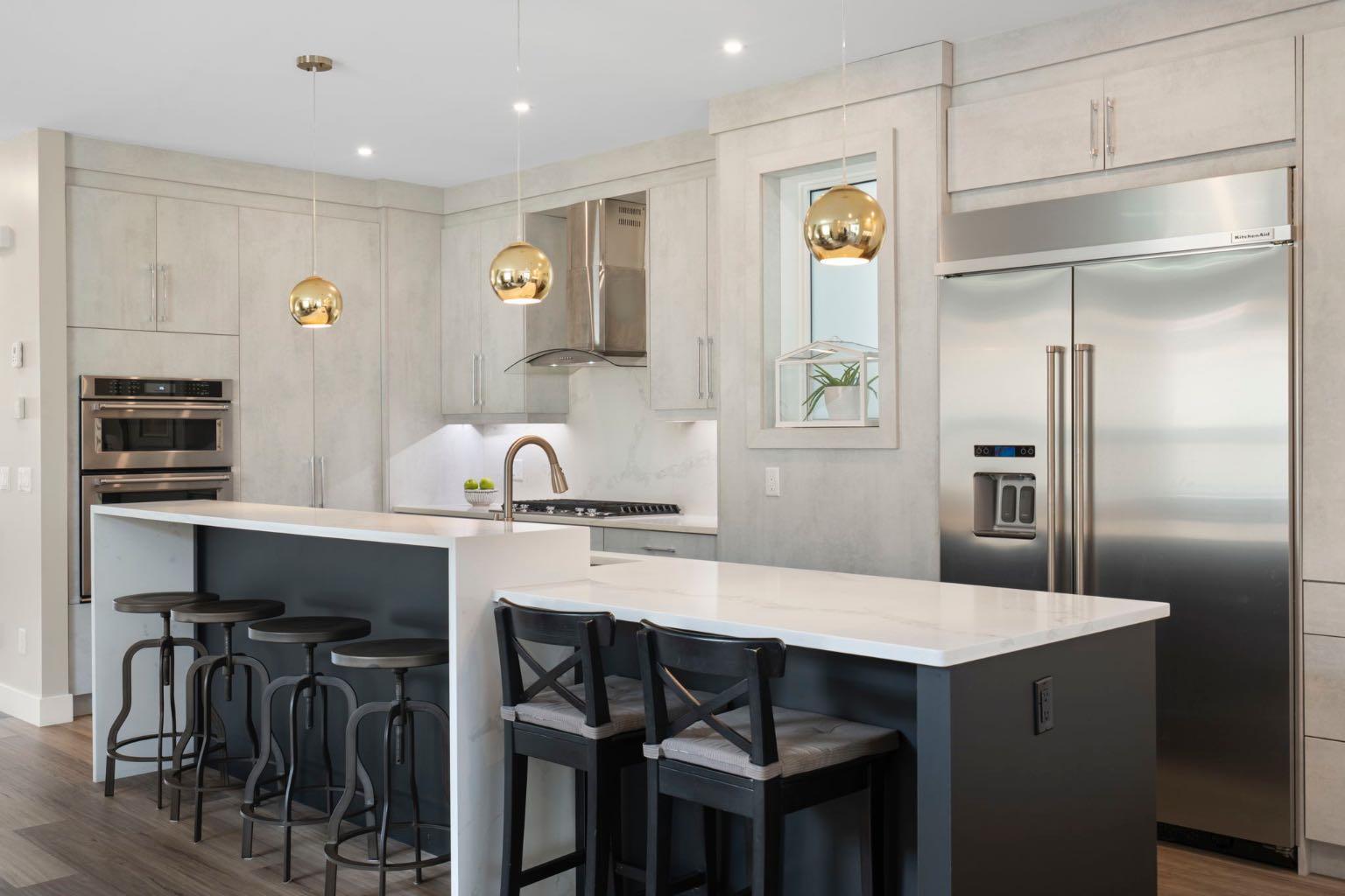 100 Cambrian Drive NW