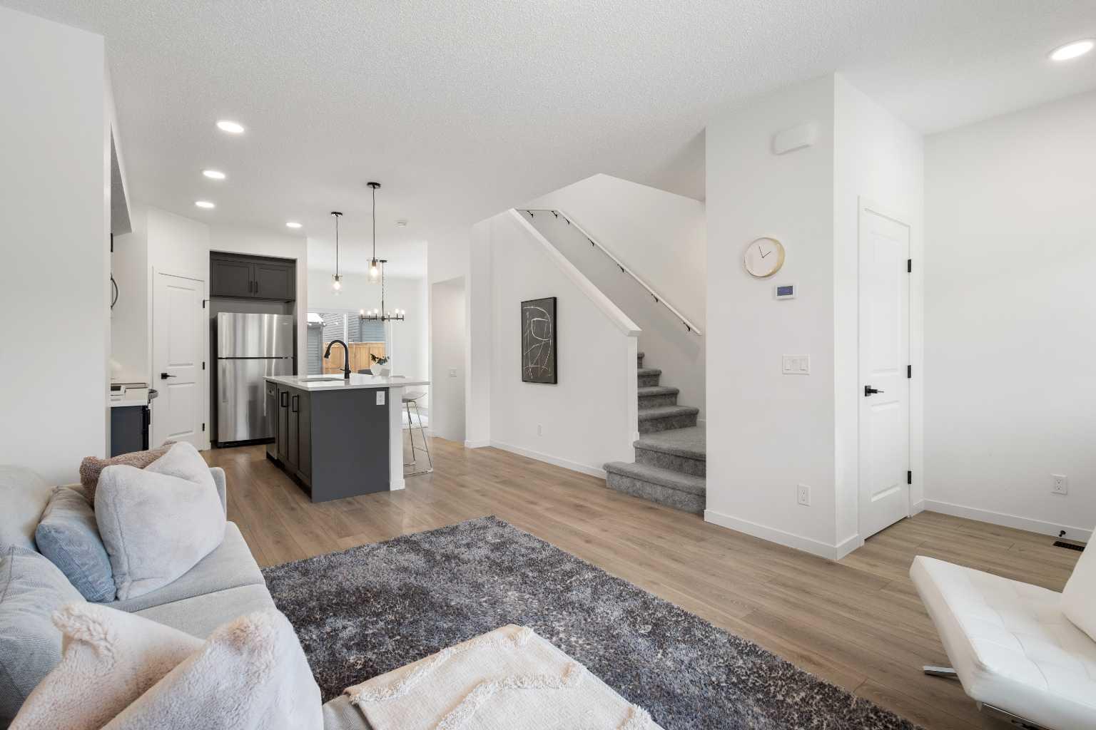 537 Sage Hill Road NW