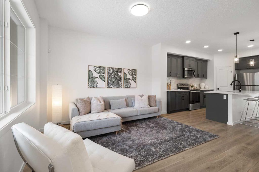 Photo of 537 Sage Hill Road NW, Calgary, AB T3R 1Y2 (MLS # A2294260)