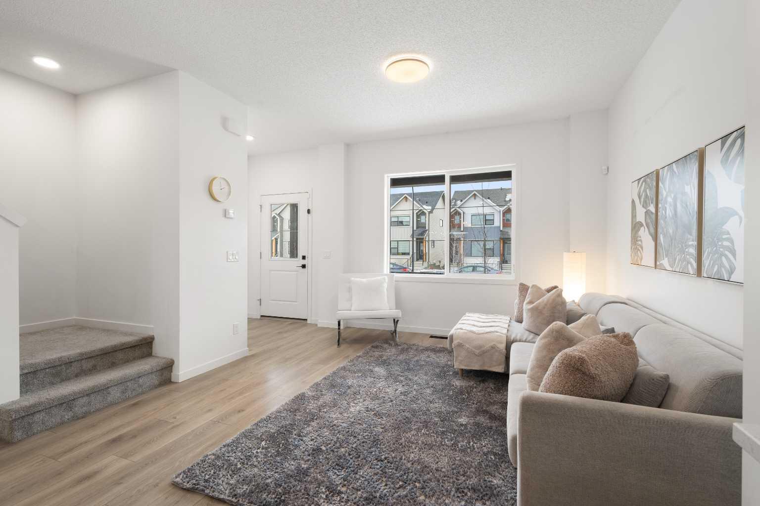 537 Sage Hill Road NW