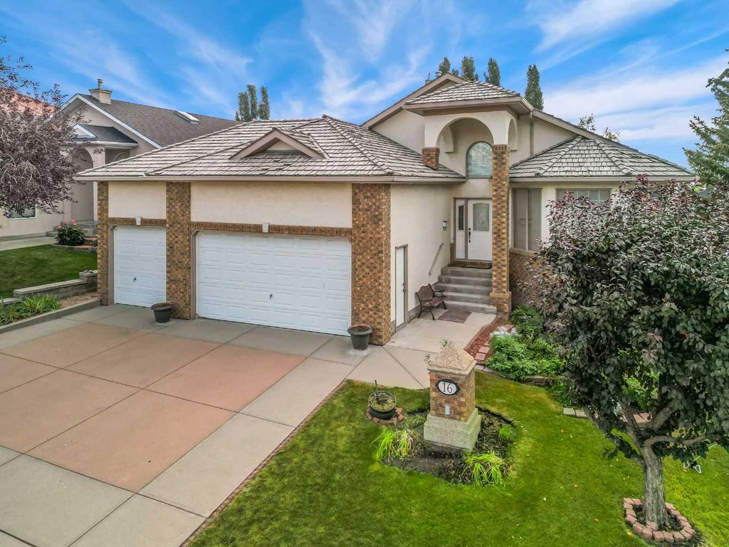 Photo of 16 Arbour Estates View NW, Calgary, AB T3G 4E2 (MLS # A2258506)