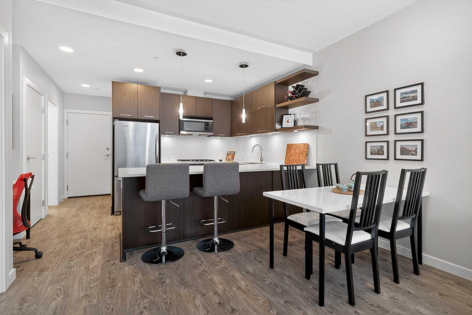 721 4 Street NE 135
