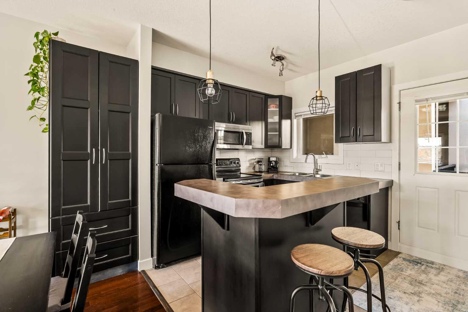 1108 15 Street SW 407