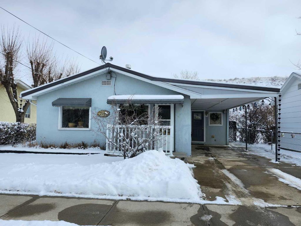 Photo of 716 1 Street SW, Drumheller, AB T0J 0Y6 (MLS # A2293371)
