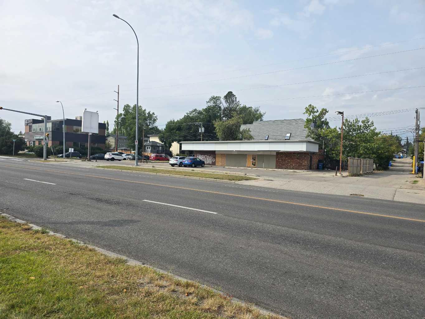 2903 Centre Street NW