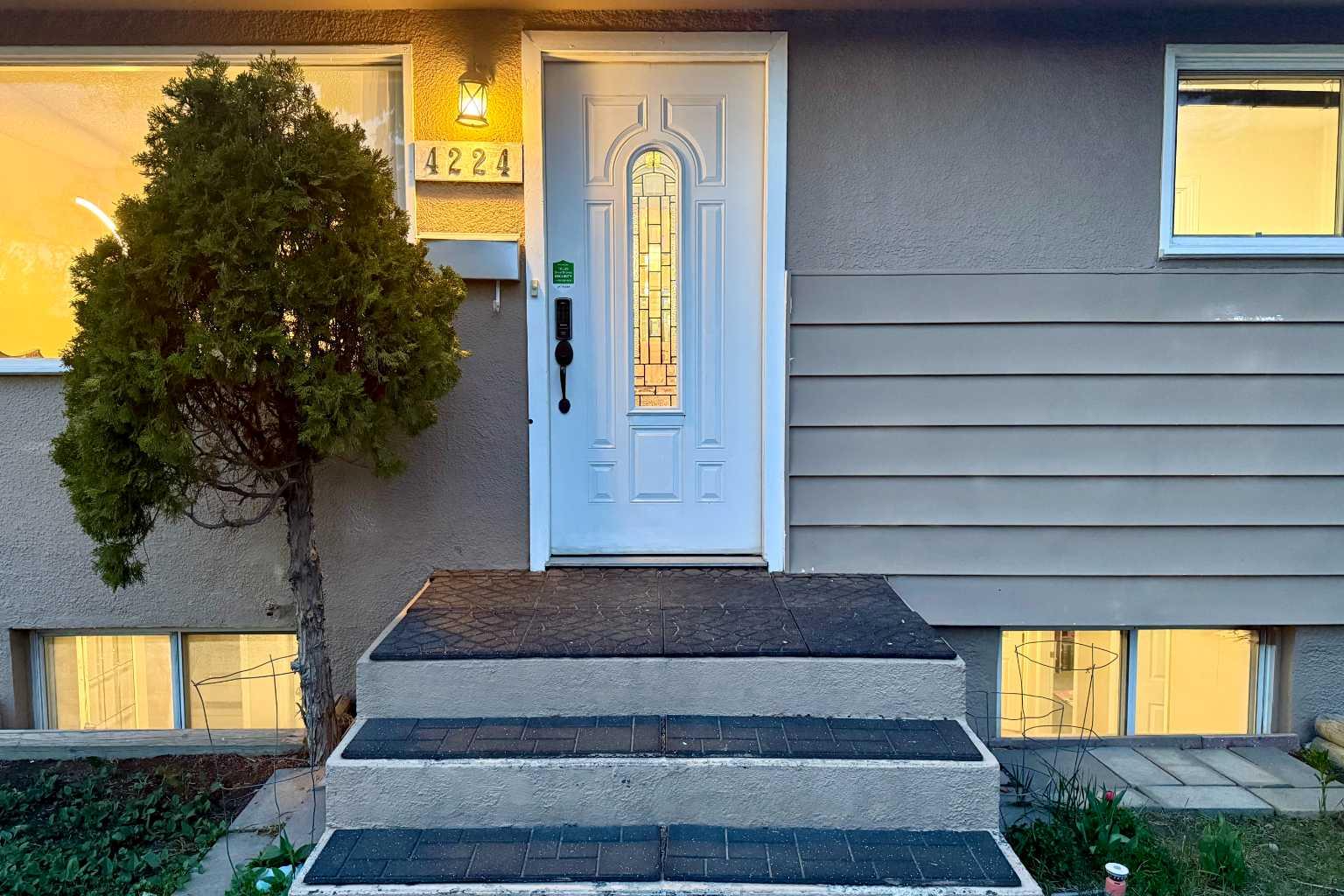 4224 Worcester Drive SW