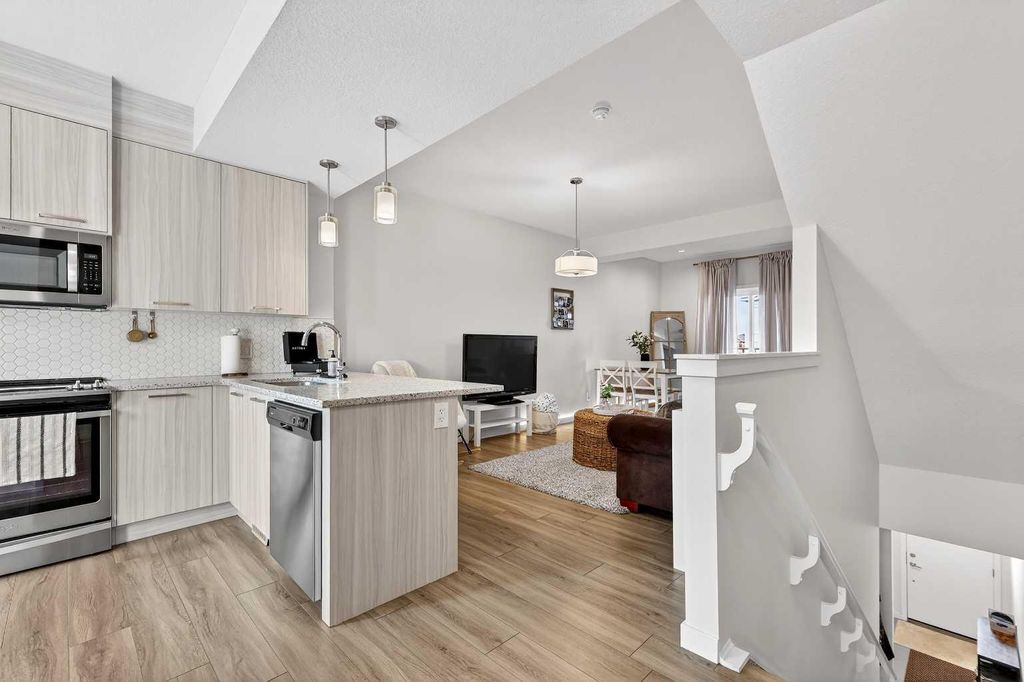 Photo of 115 Sagewood Drive SW #503, Airdrie, AB T4B 4V6 (MLS # A2288072)