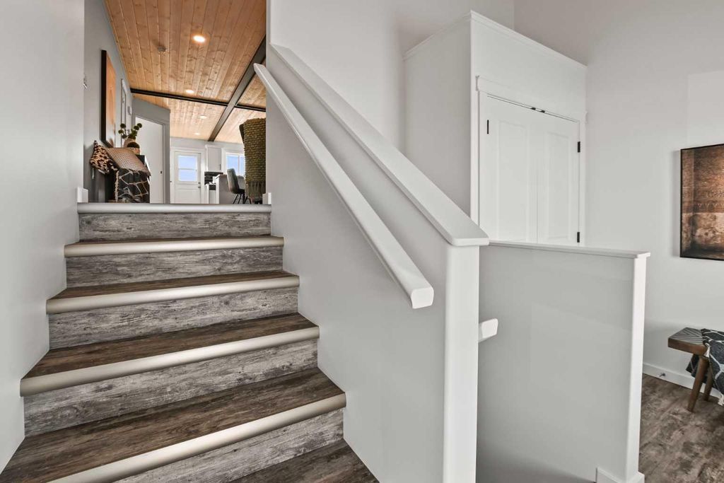 Photo of 6 Metcalf Way, Lacombe, AB T4L 0J8 (MLS # A2266299)