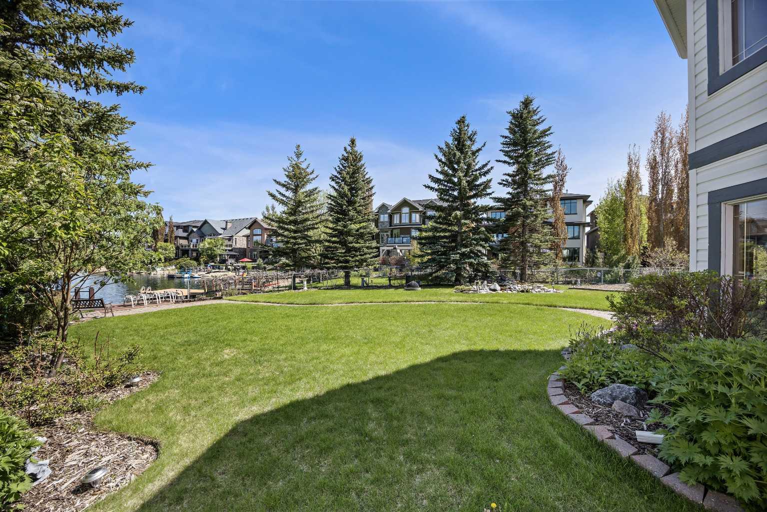 76 Chaparral Cove SE