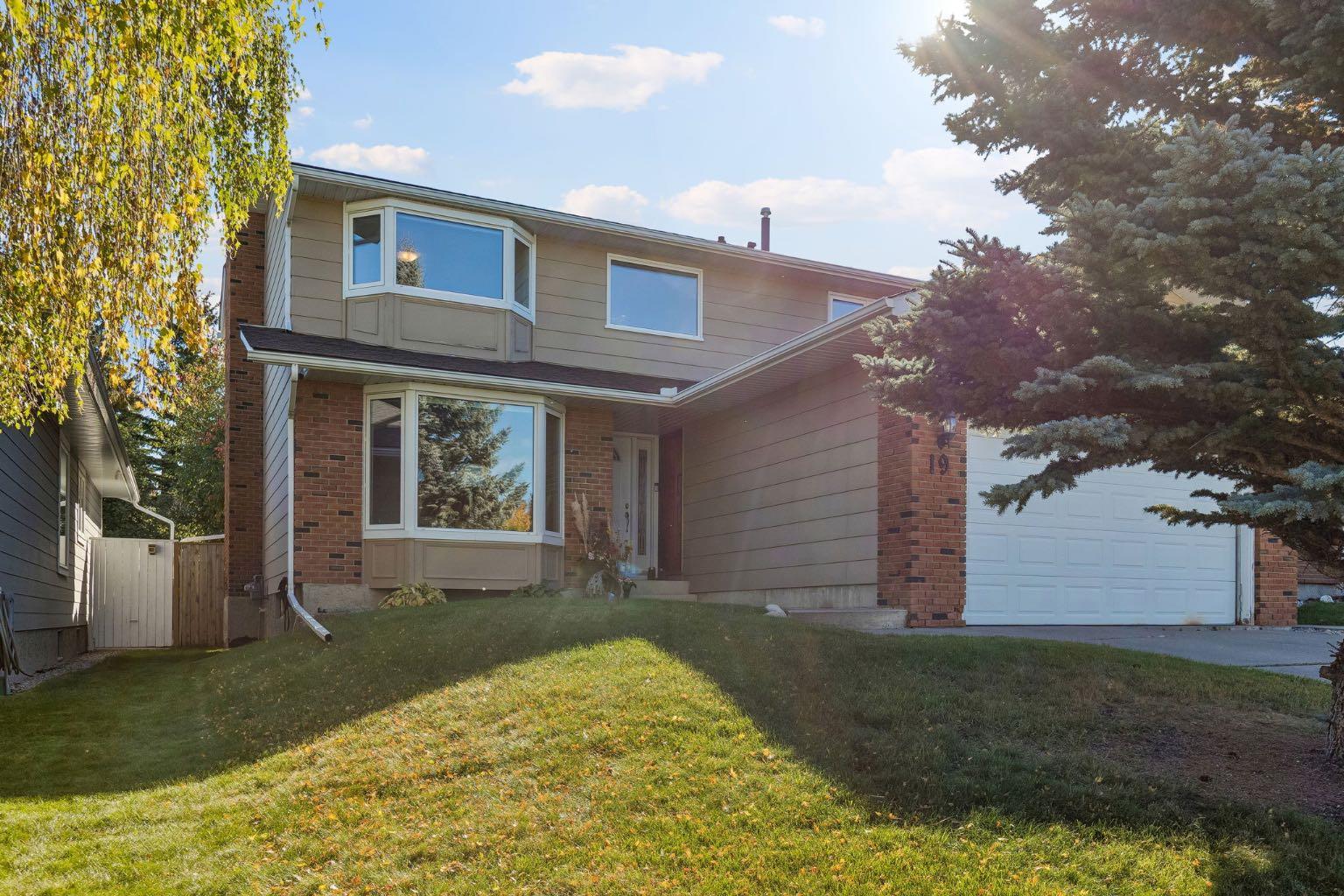 19 Woodbrook Road SW