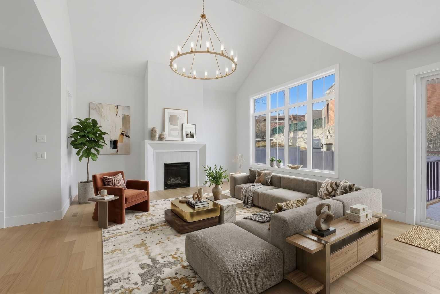 378 Bessborough Drive SW