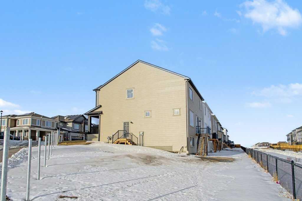 3034 Southwinds Place SW