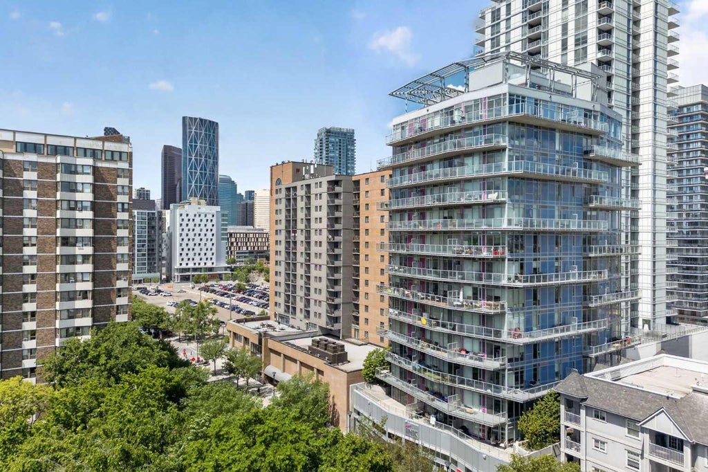 Photo of 624 8 Avenue SE #305, Calgary, AB T2G 1S7 (MLS # A2321414)