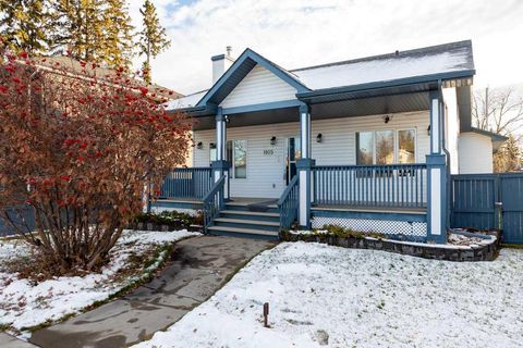 1105 Hammond Avenue Crossfield AB T0M 0S0