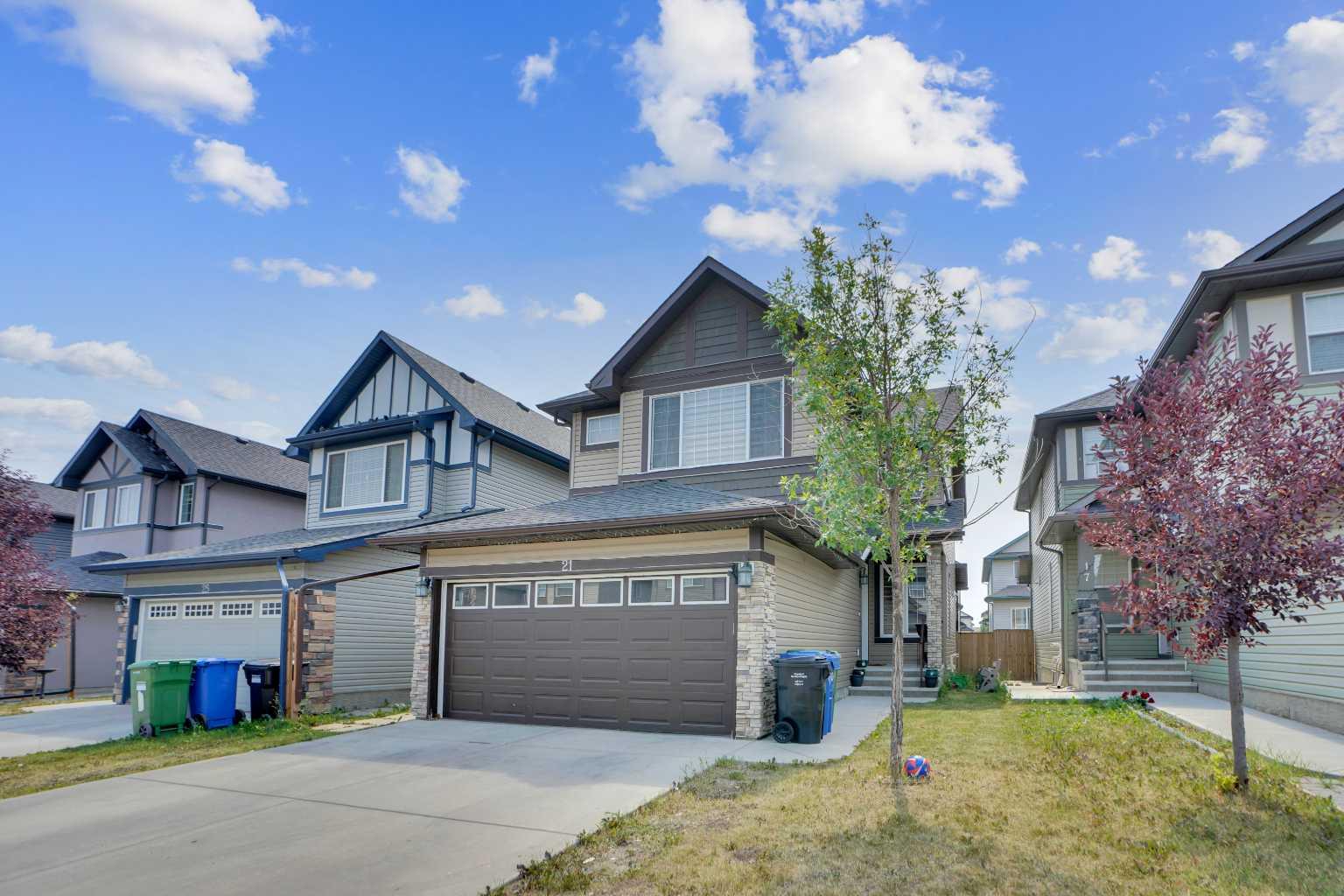 21 Saddlelake Gardens NE