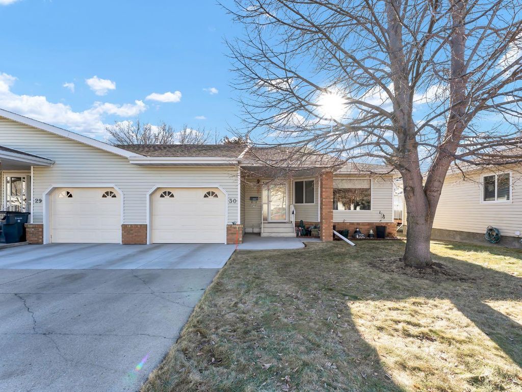 Photo of 459 Carry Drive SE #30, Medicine Hat, AB T1B 3W1 (MLS # A2283520)