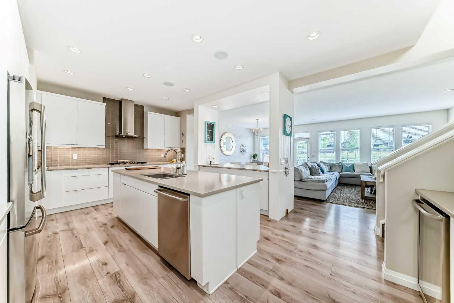212 Auburn Meadows Crescent SE