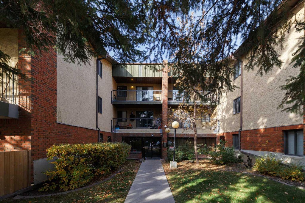 Photo of 1919 36 Street SW #211, Calgary, AB T3E 2Y8 (MLS # A2351215)