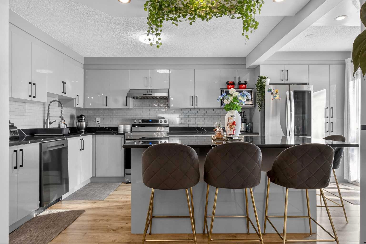 77 Summerfield Road SE