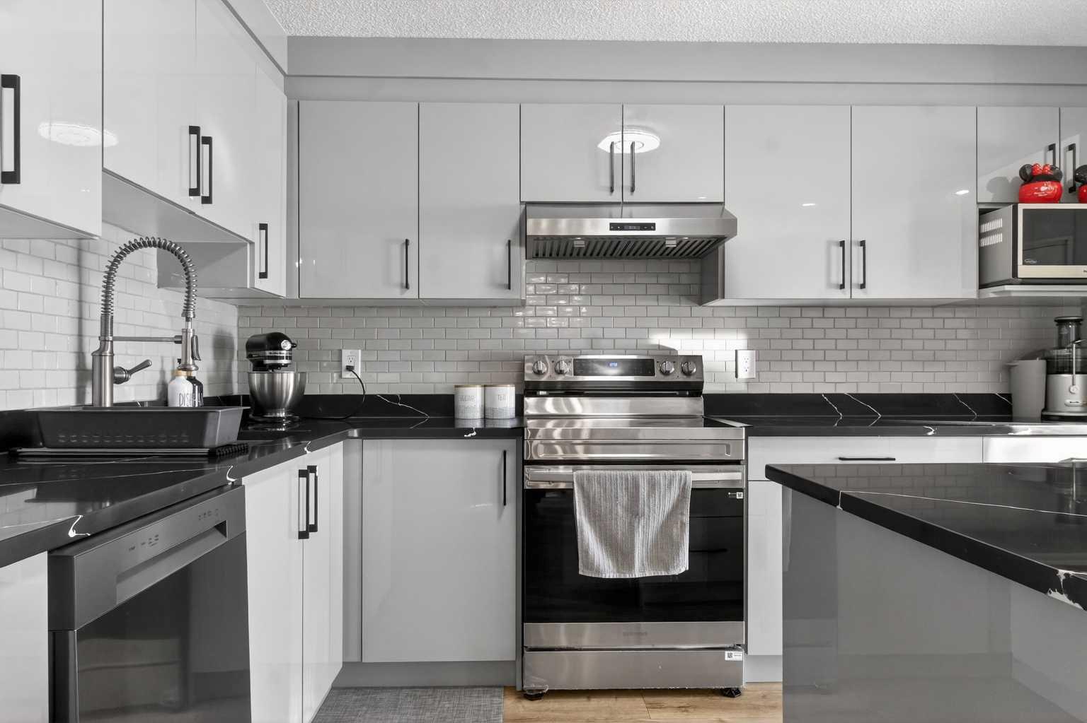 77 Summerfield Road SE