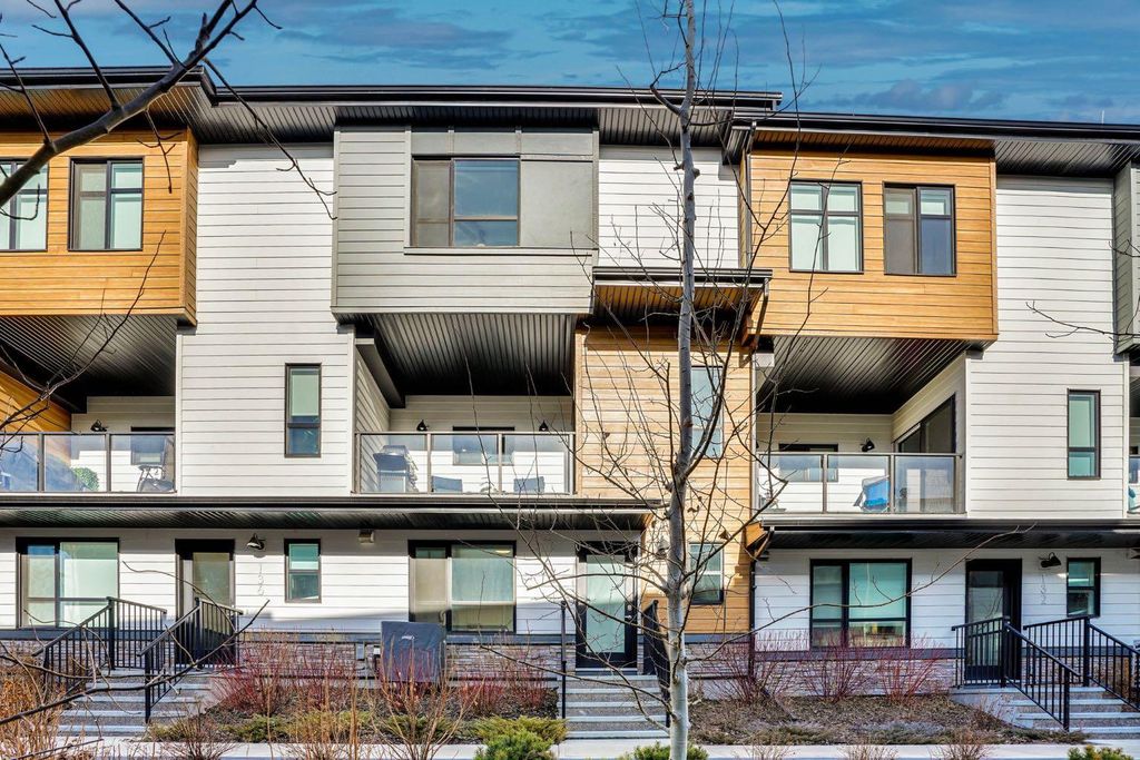 Photo of 42 Cranbrook Gardens SE #134, Calgary, AB T3M 3N9 (MLS # A2285479)