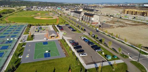 255 Rockland Avenue Cochrane AB T4C 2B8